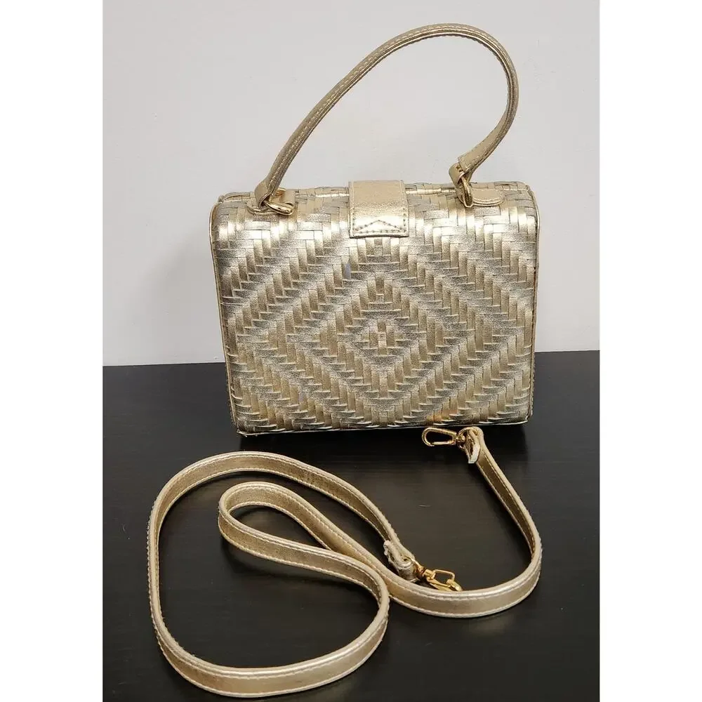 Gold Coast Gold/Metalic Woven Leather Design - Picture 6 of 10